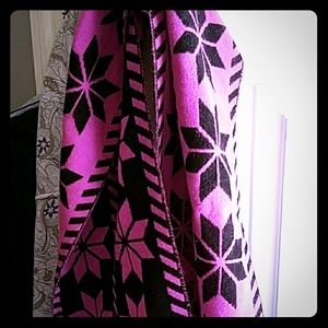 Beautiful ladies casual scarf